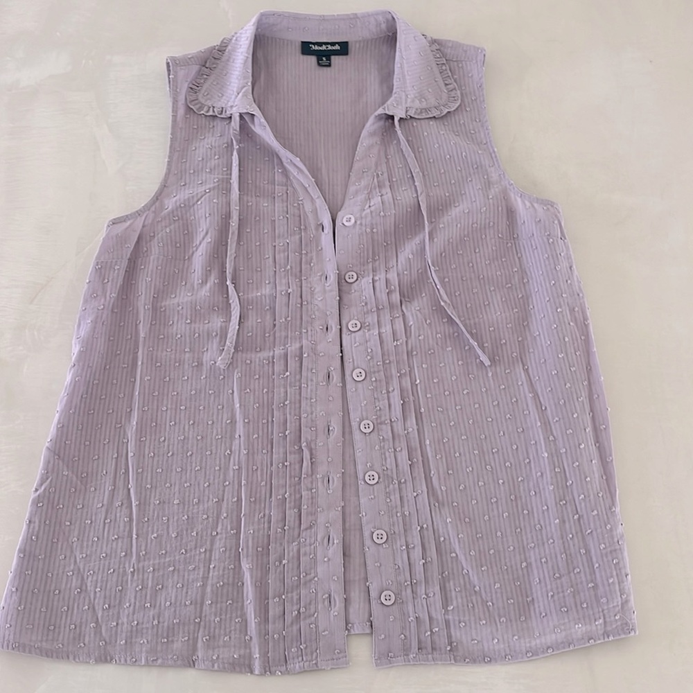 Modcloth chenille dot sleeveless blouse